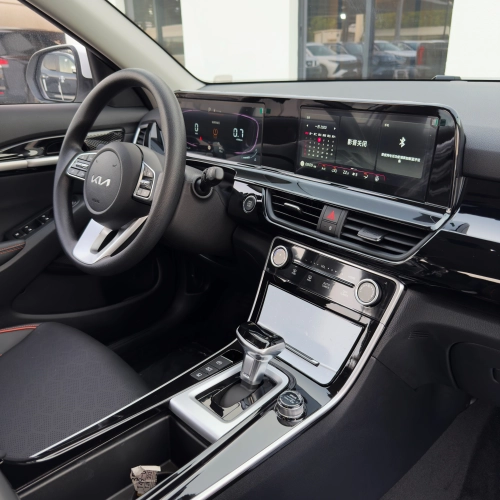 KIA Seltos 1.5L Petrol FWD 2025 Model Year White Color Exterior