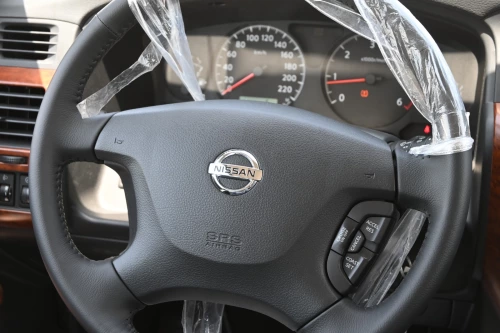 Nissan Patrol Safari 4.8L, 2024 Model Year, Silver Color Exterior