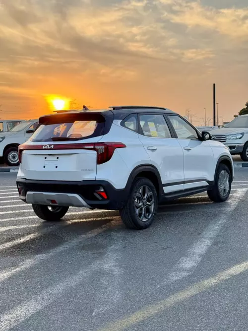 KIA Seltos 1.5L 2025 Model Year Petrol White Color Exterior 