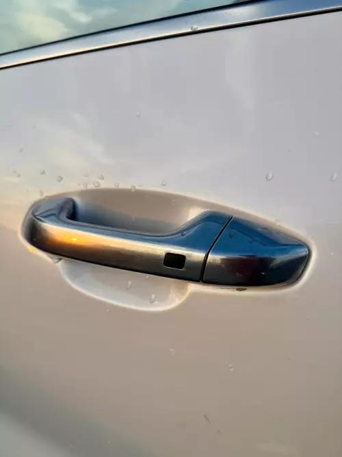 KIA Seltos 1.5L 2025 Model Year Petrol White Color Exterior 