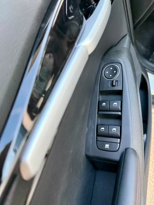 KIA Seltos 1.5L 2025 Model Year Petrol White Color Exterior 