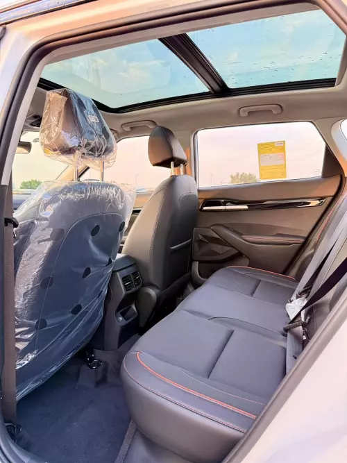 KIA Seltos 1.5L 2025 Model Year Petrol White Color Exterior 