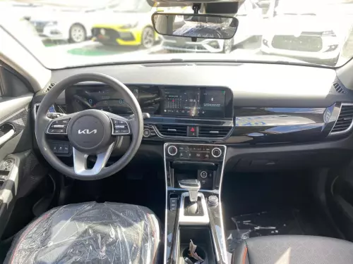 KIA Seltos 1.5L Full Option 2025 Model Year Chinese Specs - White