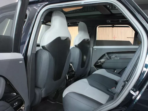 Range Rover Sport SV 4.4L V8 2025 - Black - Warranty - Carsooq