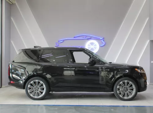 Range Rover SE 3.0L I6 2025 - Black - with Warranty - Carsooq