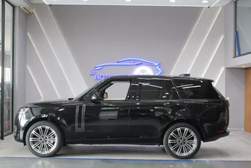 Range Rover SE 3.0L I6 2025 - Black - with Warranty - Carsooq