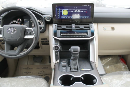 Toyota Land Cruiser 300 VX-S Petrol Twin Turbo 2025 - Black - Beige Interior - Carsooq