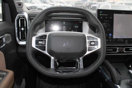 Jetour T2 Luxury 2.0L Petrol 2025 - Black / Beige - Carsooq