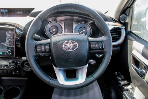 Toyota Hilux 2025 Model 2.8L Diesel RHD White Exterior