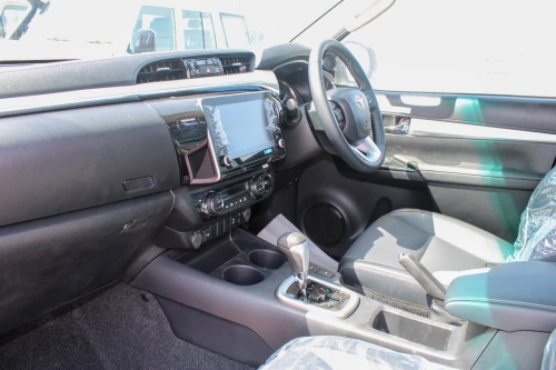 Toyota Hilux 2025 Model 2.8L Diesel RHD White Exterior