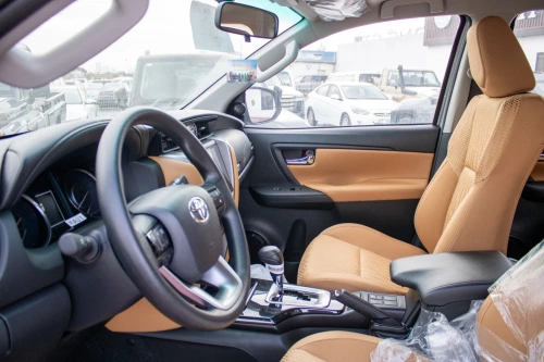 Toyota Fortuner GX 2.7L V4 Petrol 2026 - Silver