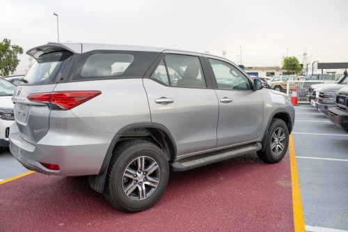 Toyota Fortuner GX 2.7L V4 Petrol 2026 - Silver