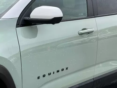 Chevrolet Equinox Activ 1.5L 2025 Model Year Green Color Exterior