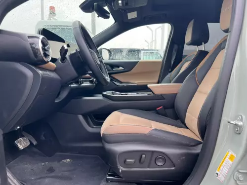 Chevrolet Equinox Activ 1.5L 2025 Model Year Green Color Exterior