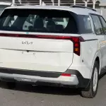 Kia Carnival 3.5L Petrol 8-Seater 2025 - White  - Thumbnail 7