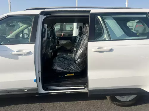 Kia Carnival 3.5L Petrol 8-Seater 2025 - White 