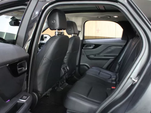 2019 Jaguar F-Pace 25T Petrol V4 - Black 