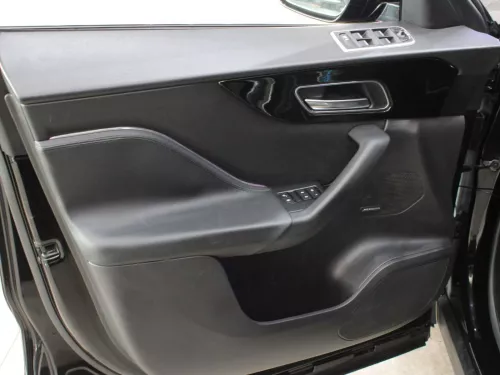 2019 Jaguar F-Pace 25T Petrol V4 - Black 
