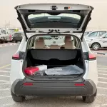 Toyota RAV4 Limited 2.5L 4x4 Automatic 2026 - White - Thumbnail 10