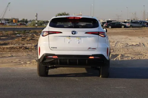 شانجان X5 بلس بايونير 1.5T أوتوماتيك جديدة 2025 - أبيض