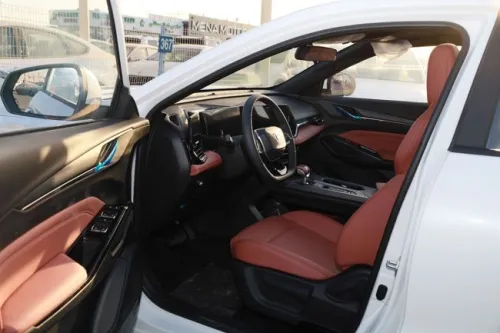 شانجان X5 بلس بايونير 1.5T أوتوماتيك جديدة 2025 - أبيض