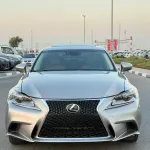 لكزس IS 300 بمحرك 3.5L V6 أوتوماتيك 2016 مستعملة - فضي - Thumbnail 3