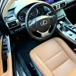 لكزس IS 300 بمحرك 3.5L V6 أوتوماتيك 2016 مستعملة - فضي - Thumbnail 9