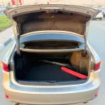 لكزس IS 300 بمحرك 3.5L V6 أوتوماتيك 2016 مستعملة - فضي - Thumbnail 13