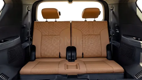 لكزس LX700h بمحرك Twin-Turbo هايبرد Elite 2026 - أخضر