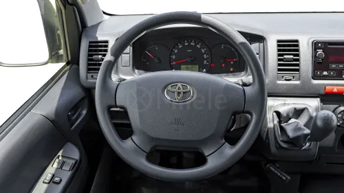 تويوتا هايس سقف عالي بمحرك 2.8L ديزل قير عادي 2025 - باص ركاب
