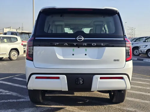 نيسان باترول SE بمحرك Twin-Turbo V6 موديل 2026 جديدة - أبيض