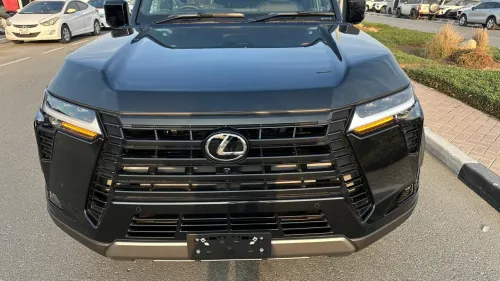 لكسز GX550 مقود يمين بمحرك 3.4L توين تيربو V6 موديل 2026 جديدة - أسود