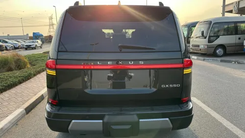 لكسز GX550 مقود يمين بمحرك 3.4L توين تيربو V6 موديل 2026 جديدة - أسود