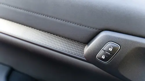 فورد رينجر رابتر بمحرك 3.0L توين تيربو V6 موديل 2026 جديدة - أسود