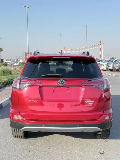 Toyota RAV4 Limited 2.5L Automatic 2017 - Red