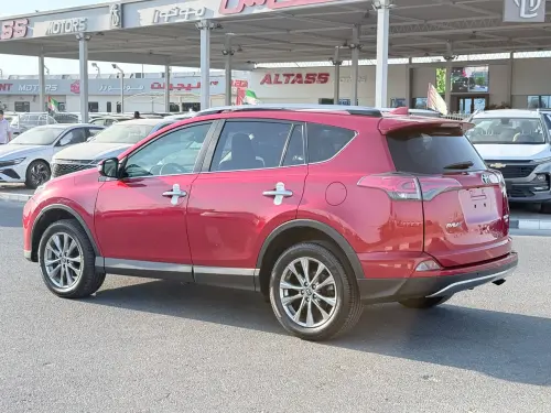 Toyota RAV4 Limited 2.5L Automatic 2017 - Red