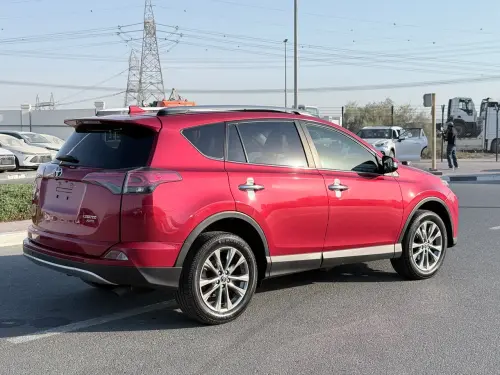 Toyota RAV4 Limited 2.5L Automatic 2017 - Red