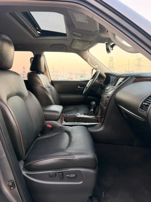 Nissan Armada Nismo SL 5.6L 2018 - Grey