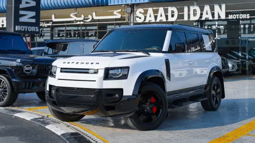 لاند روفر ديفندر 110 فئة P400 SE مستعملة موديل 2024 - أبيض