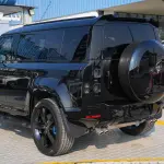 Land Rover Defender 110 P400 SE 2024 - Black - Thumbnail 5