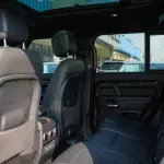 Land Rover Defender 110 P400 SE 2024 - Black - Thumbnail 18