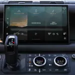 Land Rover Defender 110 P400 SE 2024 - Black - Thumbnail 21