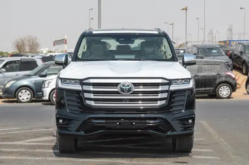 تويوتا لاند كروزر VX بمحرك 3.5L توين توربو موديل 2025 جديدة - أسود
