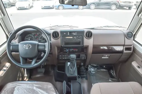 2025 Toyota Land Cruiser 78 White SUV Petrol Automatic New