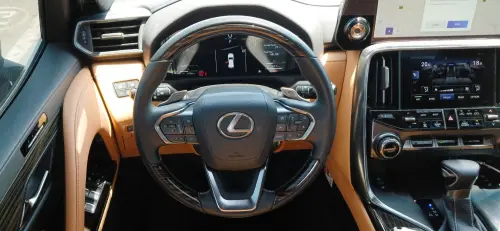 Used Lexus LX600 Signature 2025 - Black