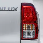 TOYOTA HILUX DC MODEL YEAR 2026 WHITE COLOR - Thumbnail 9