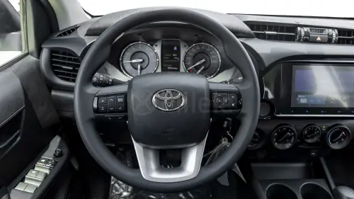 TOYOTA HILUX DC MODEL YEAR 2026 WHITE COLOR
