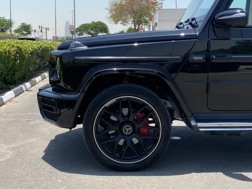 سيارة مرسيدس-بنز G550 بمحرك V8 موديل 2022 مستعملة - أسود - Carsooq
