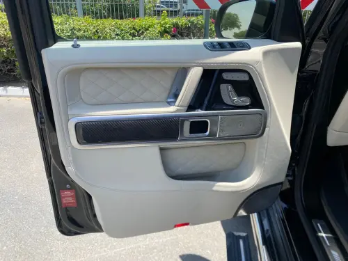 سيارة مرسيدس-بنز G550 بمحرك V8 موديل 2022 مستعملة - أسود - Carsooq