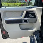 سيارة مرسيدس-بنز G550 بمحرك V8 موديل 2022 مستعملة - أسود - Carsooq - Thumbnail 12